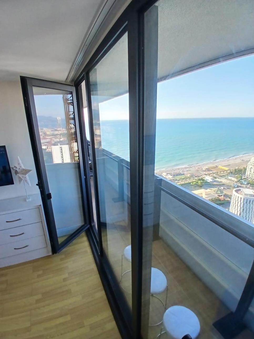 Natalia -Apartments In - Orbi City บาทูมิ ภายนอก รูปภาพ
