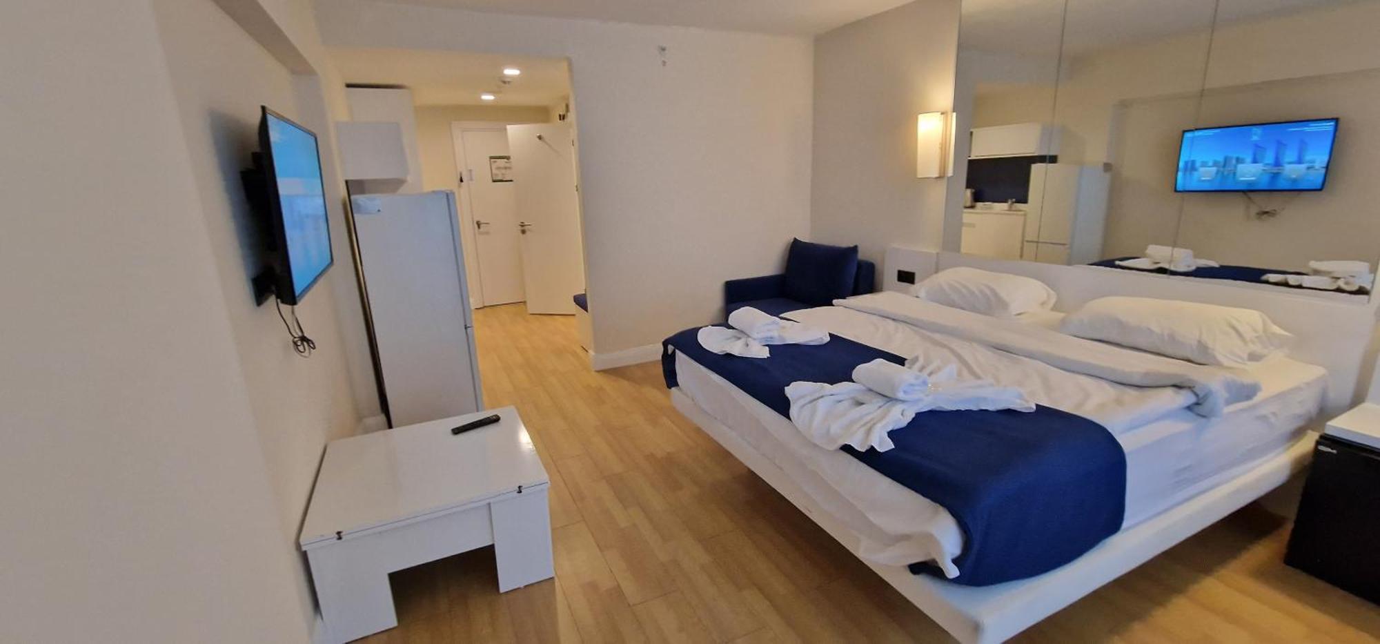 Natalia -Apartments In - Orbi City บาทูมิ ภายนอก รูปภาพ