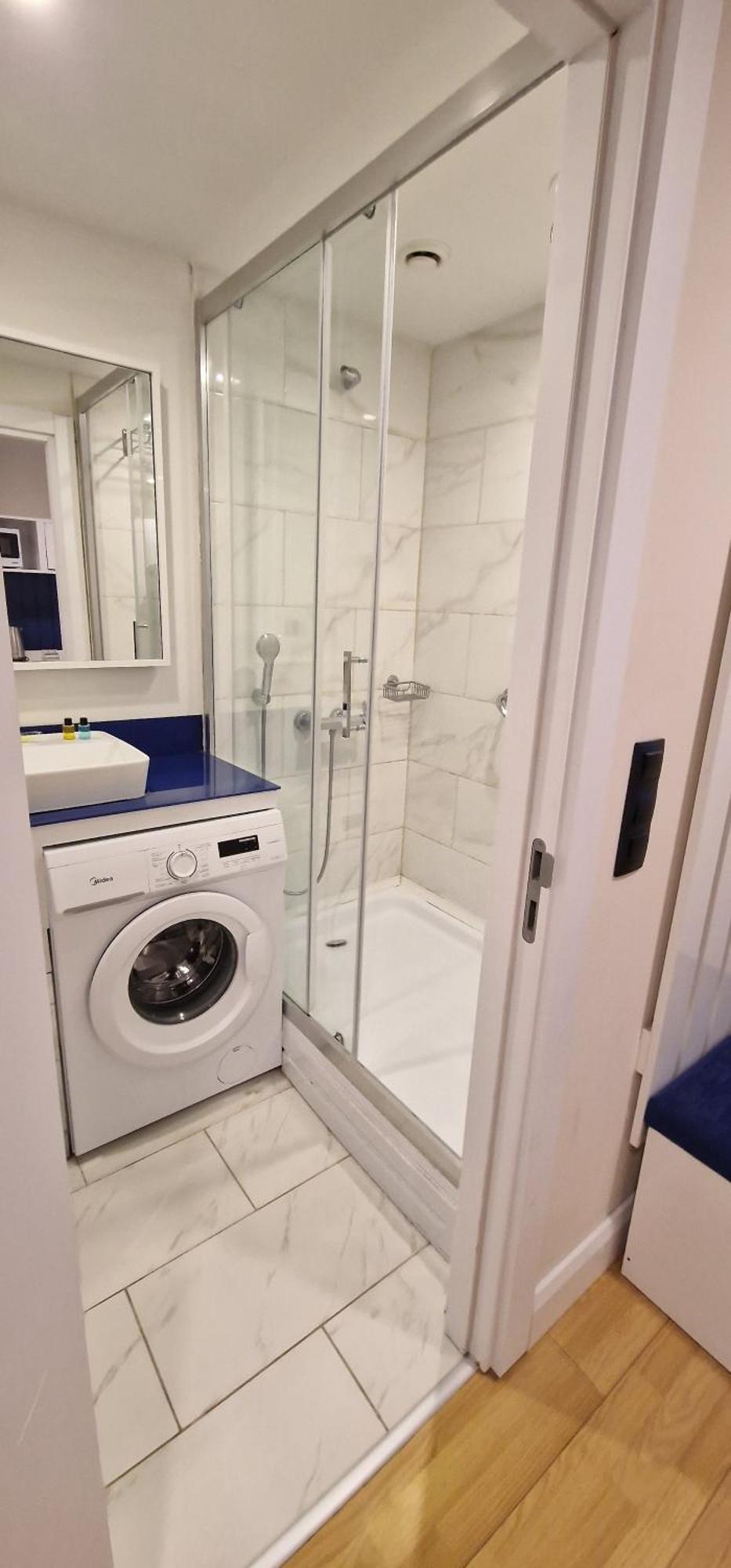 Natalia -Apartments In - Orbi City บาทูมิ ภายนอก รูปภาพ