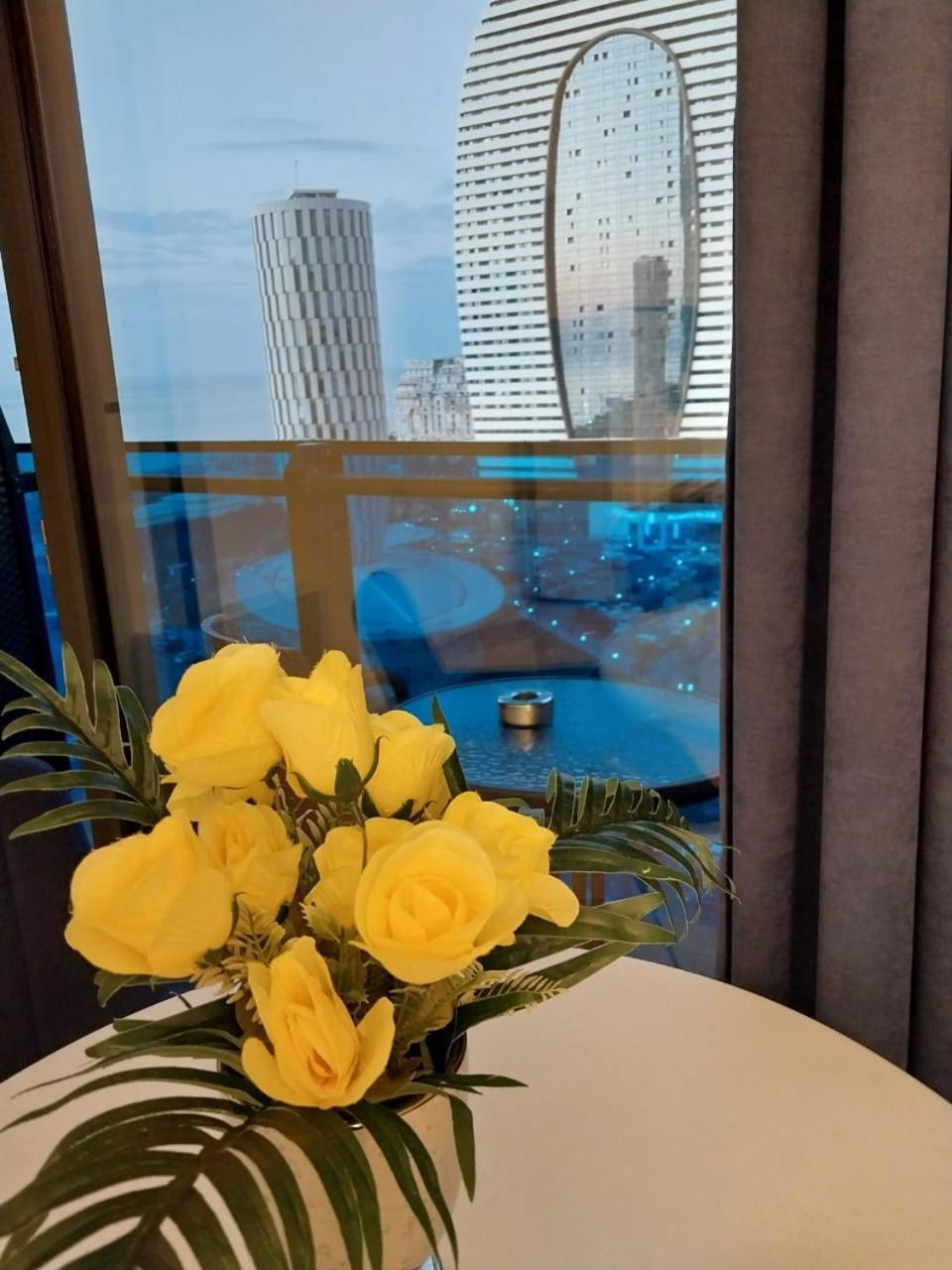 Natalia -Apartments In - Orbi City บาทูมิ ภายนอก รูปภาพ