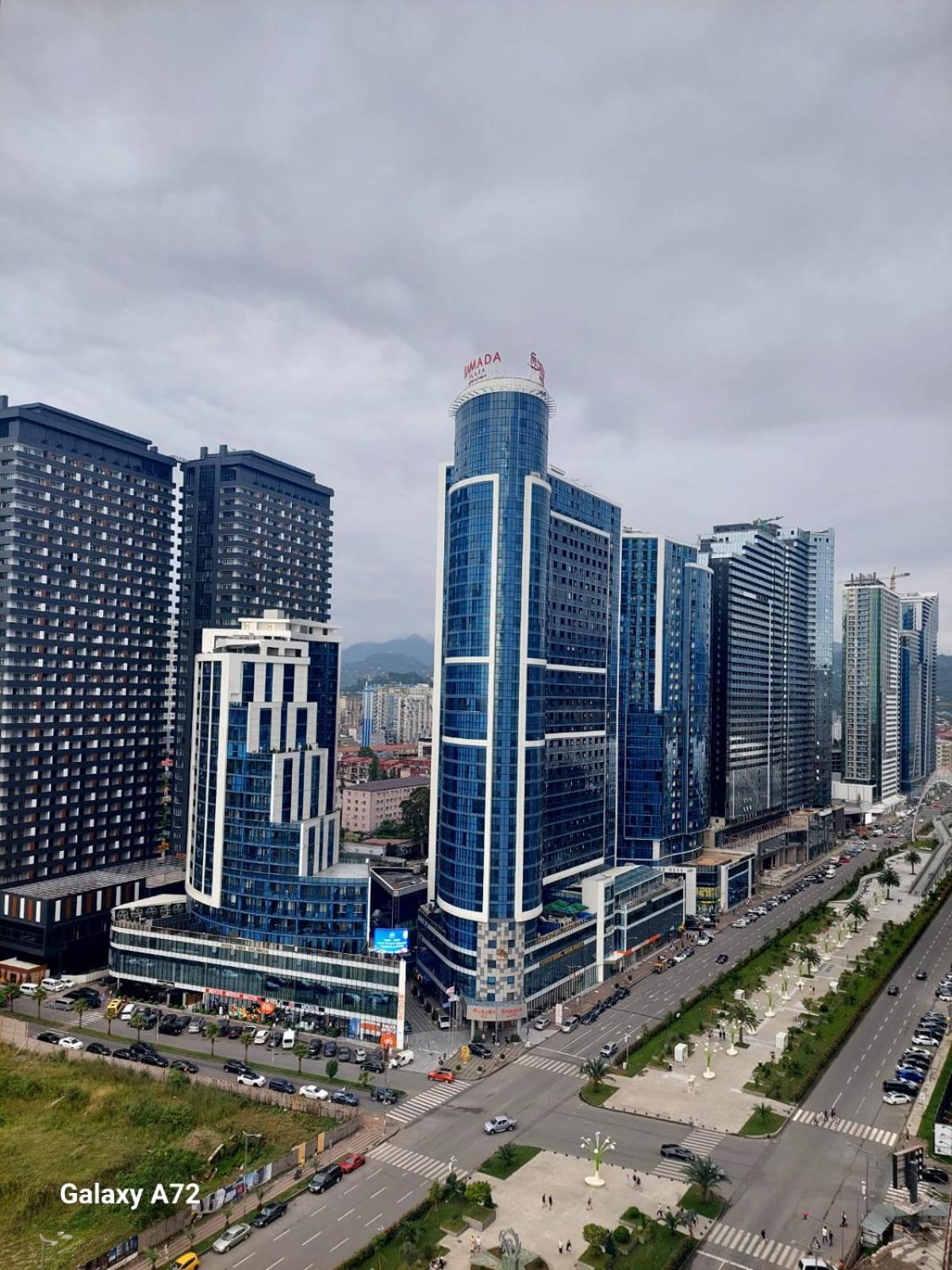 Natalia -Apartments In - Orbi City บาทูมิ ภายนอก รูปภาพ